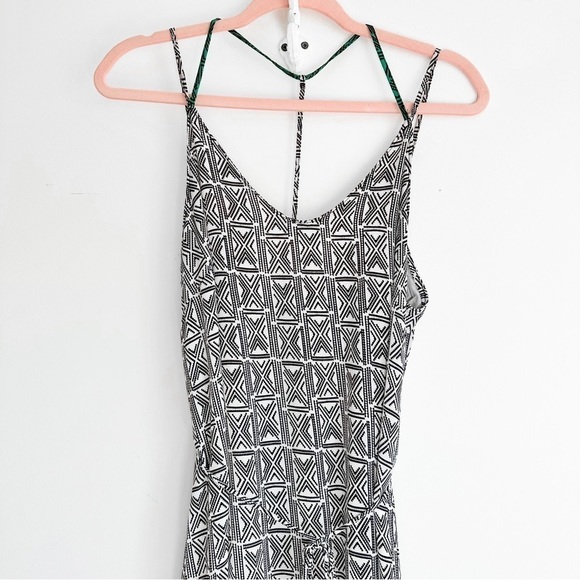Gabriella Rocha Geometric Southwestern Printed Cross Strap Maxi Dress sz Medium - Picture 2 of 7